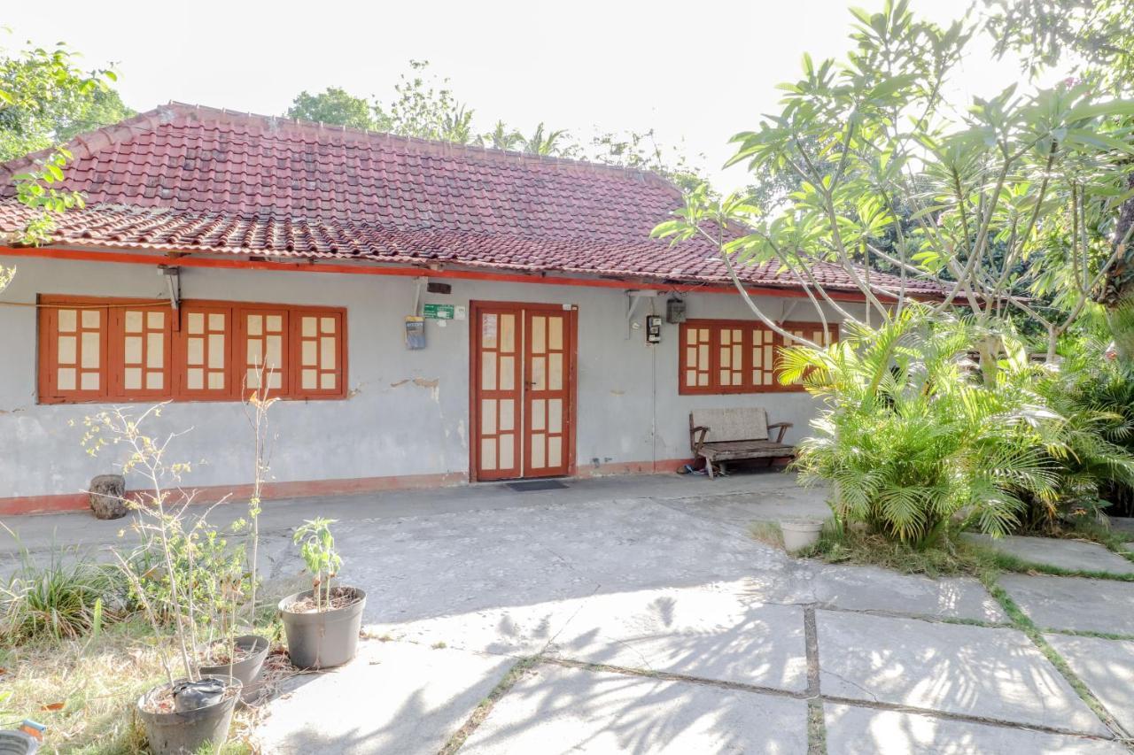 Homestay Omah Nggunung Cafe & Yogyakarta