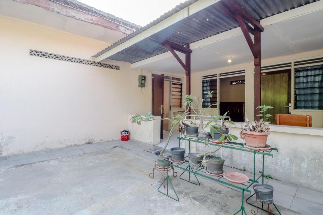 Homestay Omah Nggunung Cafe & Yogyakarta